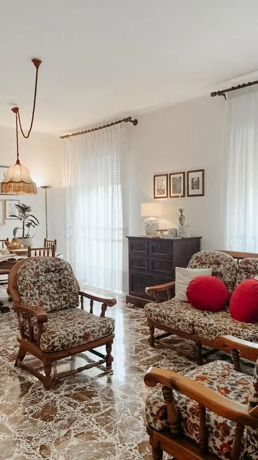 Akradina Rooms Syracuse Bed & Breakfast
